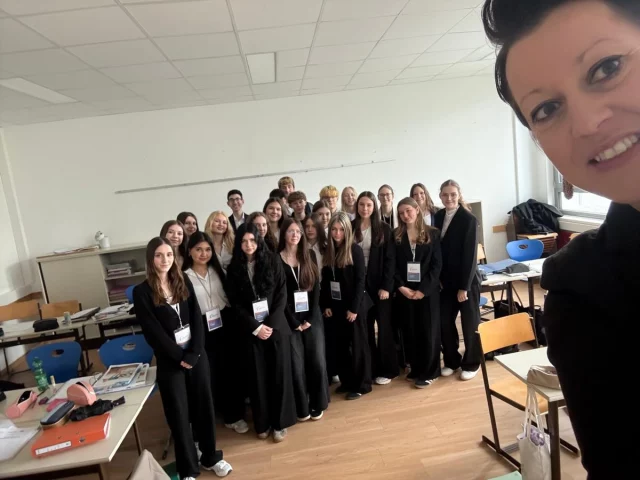 1BK - DRESSED UP FOR THE CAREER-DAY @business_campus_oberwart! ✨

#carreerday #businesslife #bhak_bhas_oberwart